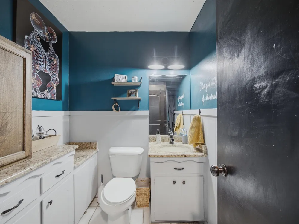 901 Pebble Street Bowie, TX 76230