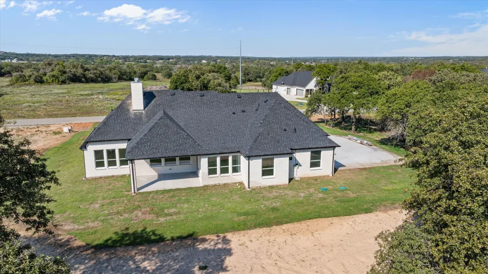 2057 Glenhollow Drive Weatherford, TX 76088