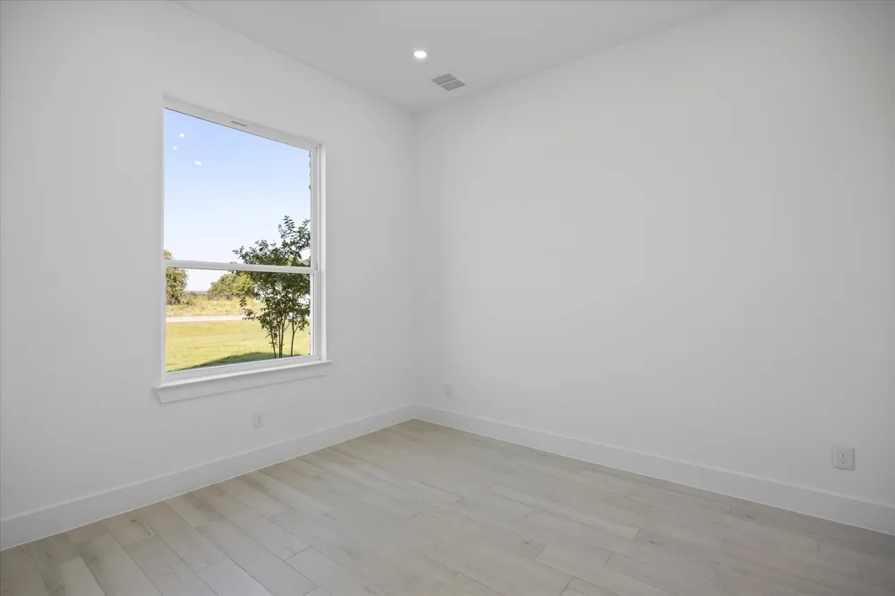 2057 Glenhollow Drive Weatherford, TX 76088