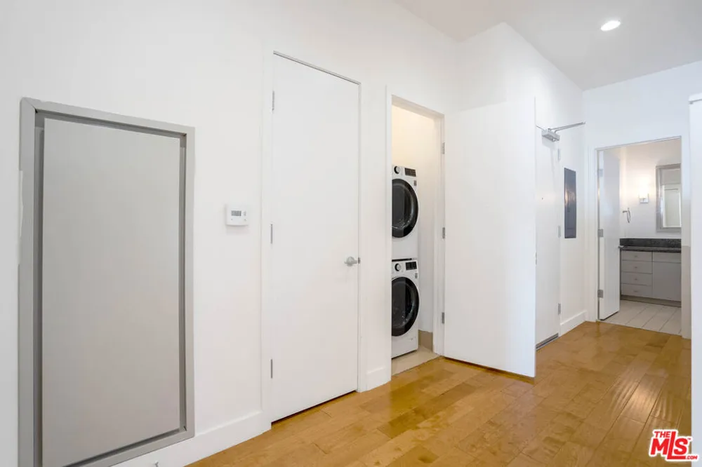 3810 Wilshire Boulevard #1911 Los Angeles, CA 90010
