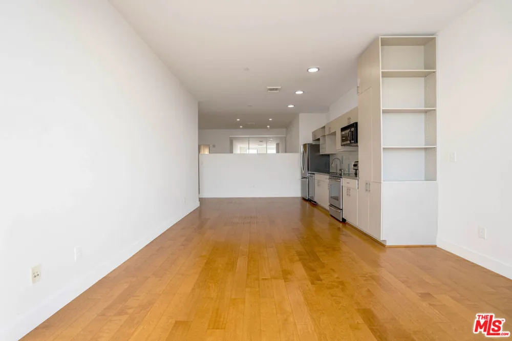3810 Wilshire Boulevard #1911 Los Angeles, CA 90010