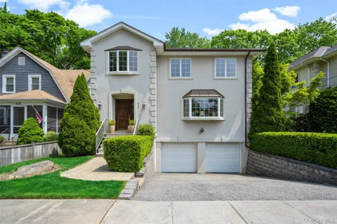525 Carroll Avenue