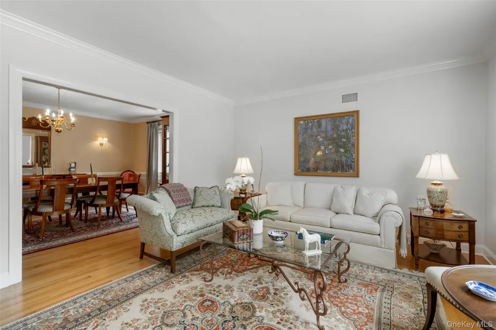 525 Carroll Avenue Mamaroneck, NY 10543
