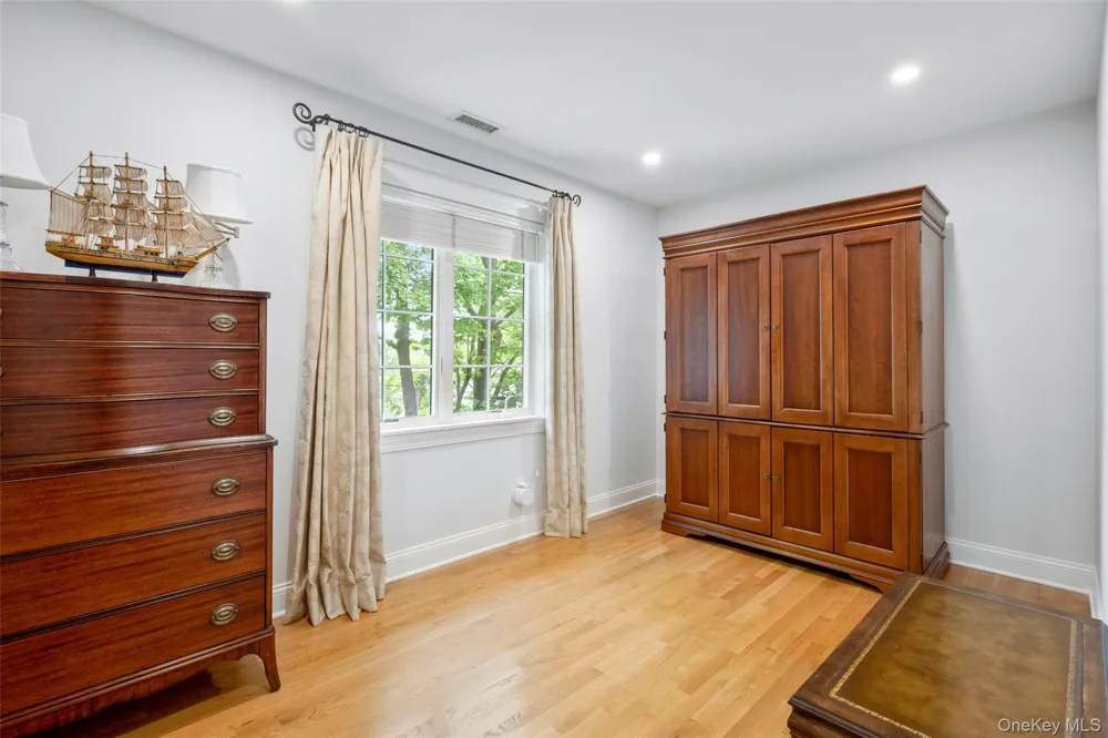 525 Carroll Avenue Mamaroneck, NY 10543