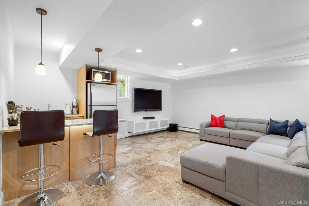 525 Carroll Avenue Mamaroneck, NY 10543