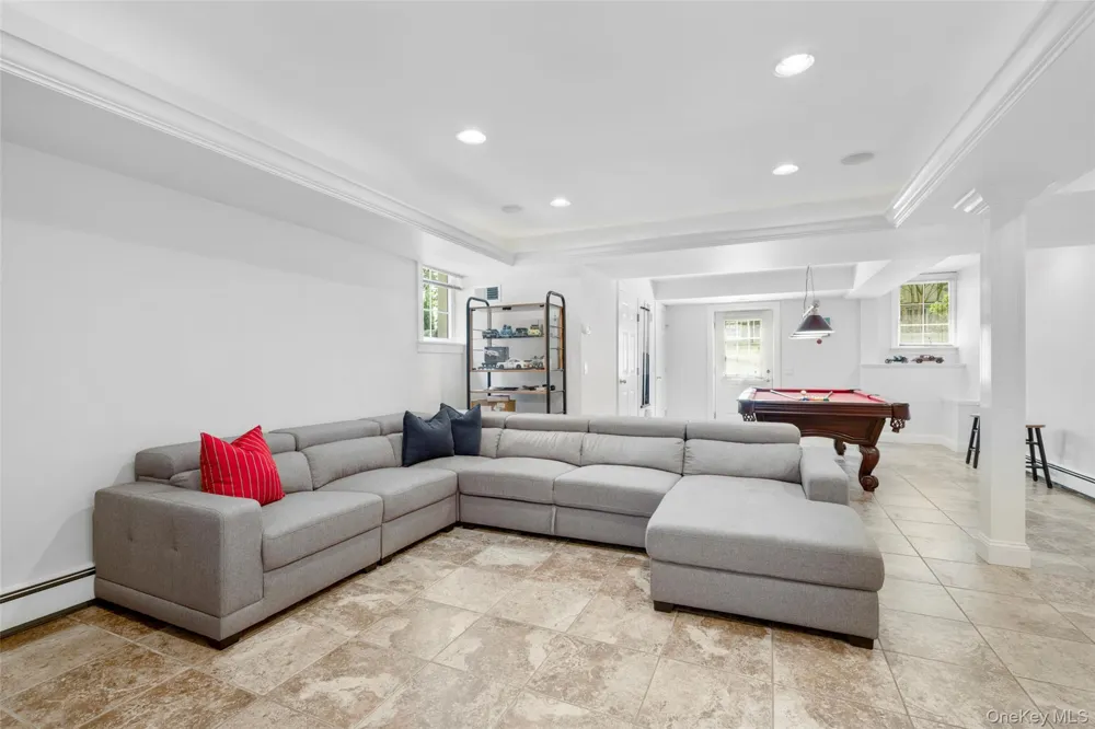 525 Carroll Avenue Mamaroneck, NY 10543