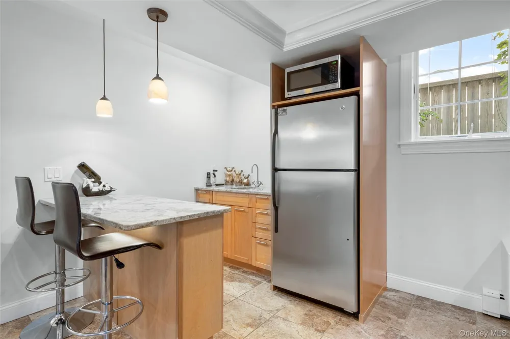 525 Carroll Avenue Mamaroneck, NY 10543