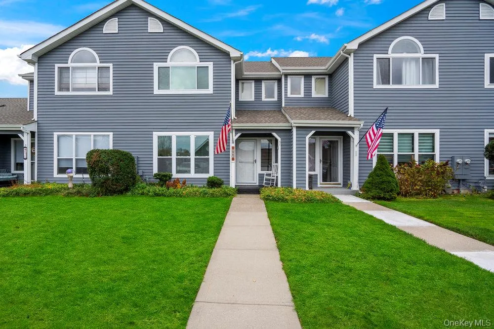 824 Birchwood Park Drive Middle Island, NY 11953