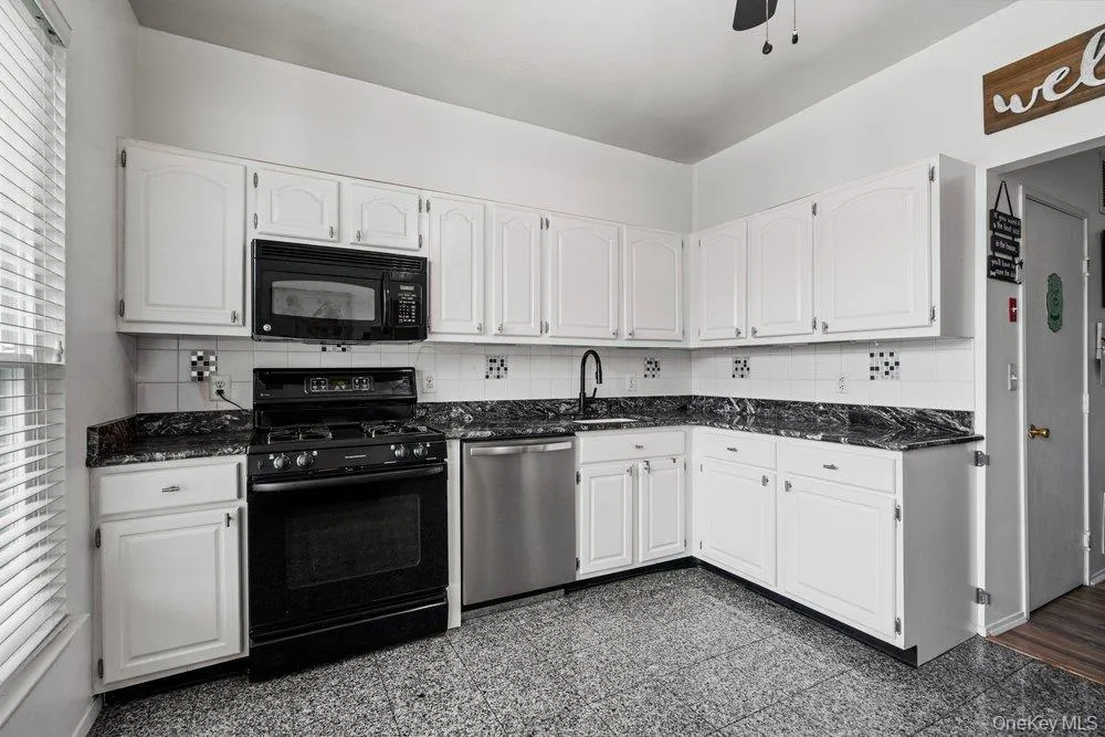 824 Birchwood Park Drive Middle Island, NY 11953