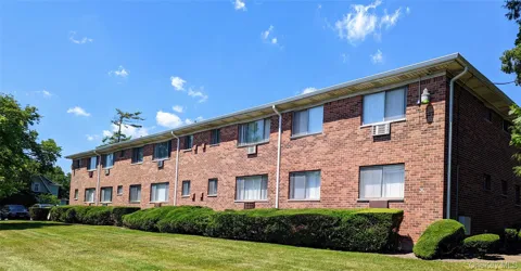91 South Clinton Avenue #7B