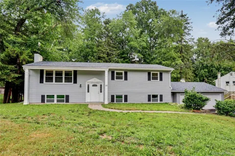 12 Roe Drive
