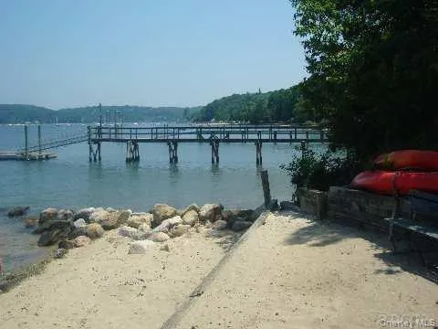 10 Laurel Cove Road Oyster Bay Cove, NY 11771