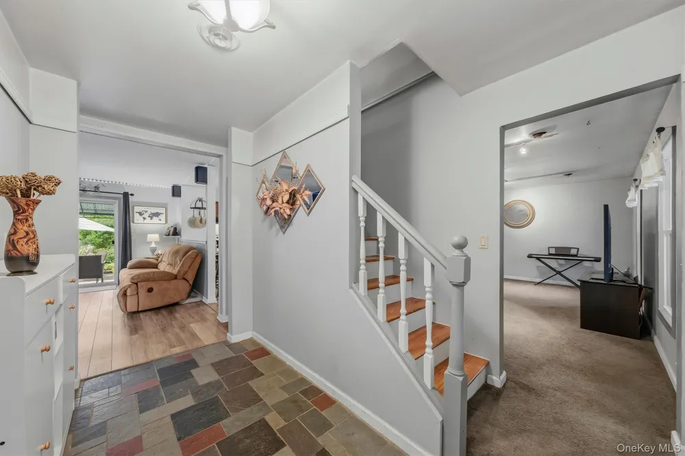 2 Summerset Drive Wallkill, NY 12589
