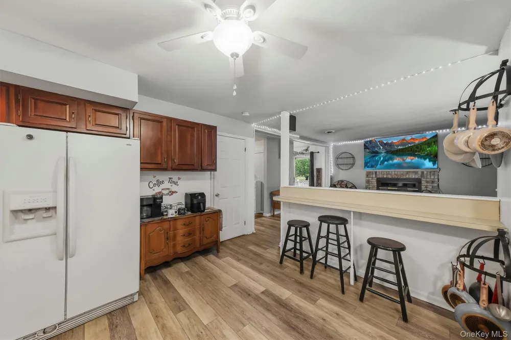 2 Summerset Drive Wallkill, NY 12589