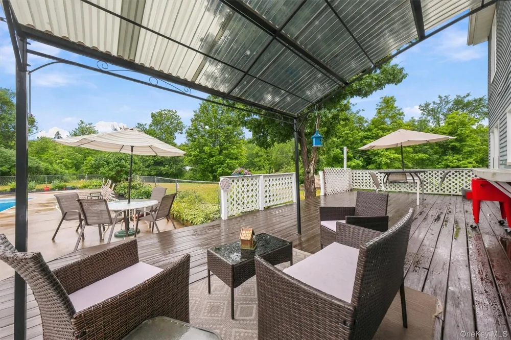 2 Summerset Drive Wallkill, NY 12589