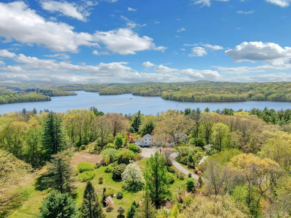 380 Cross River Road Katonah, NY 10536