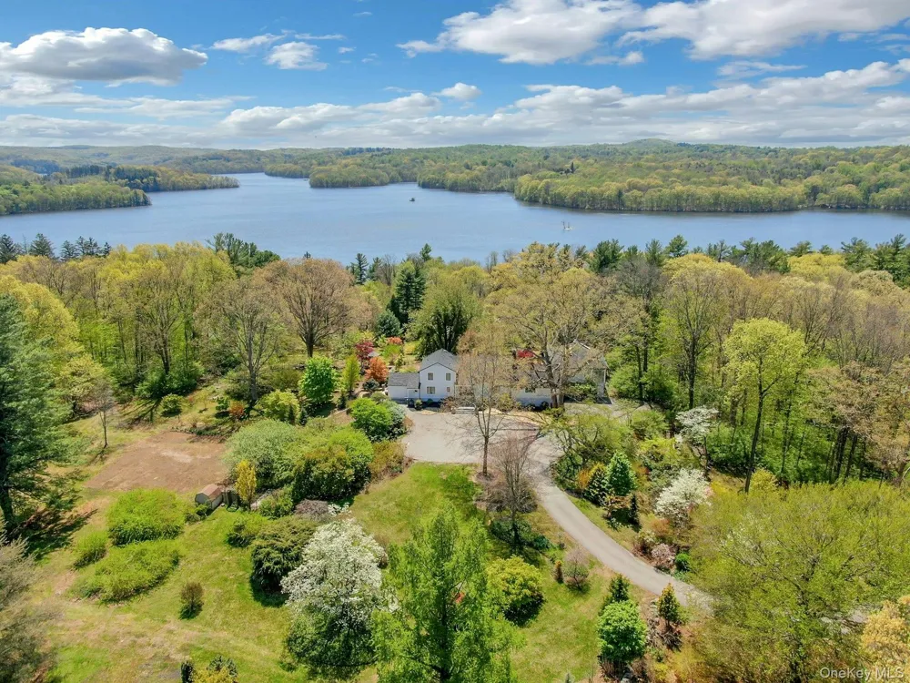 380 Cross River Road Katonah, NY 10536