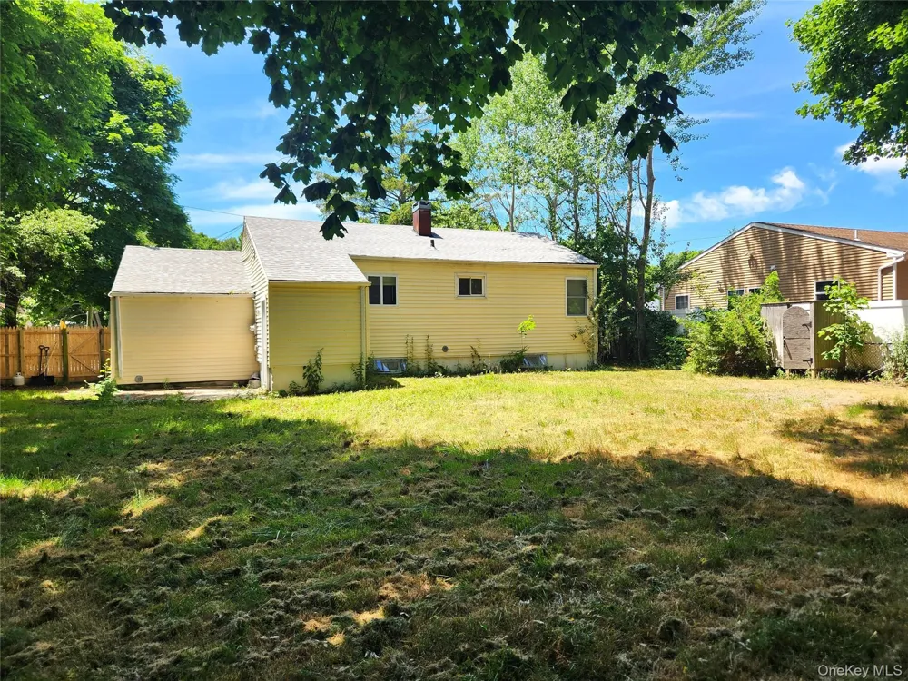 47 Pace Avenue Bellport, NY 11713