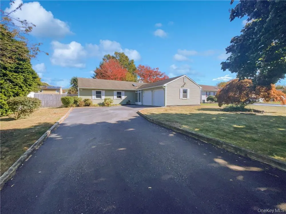11 Frost Valley Drive East Patchogue, NY 11772