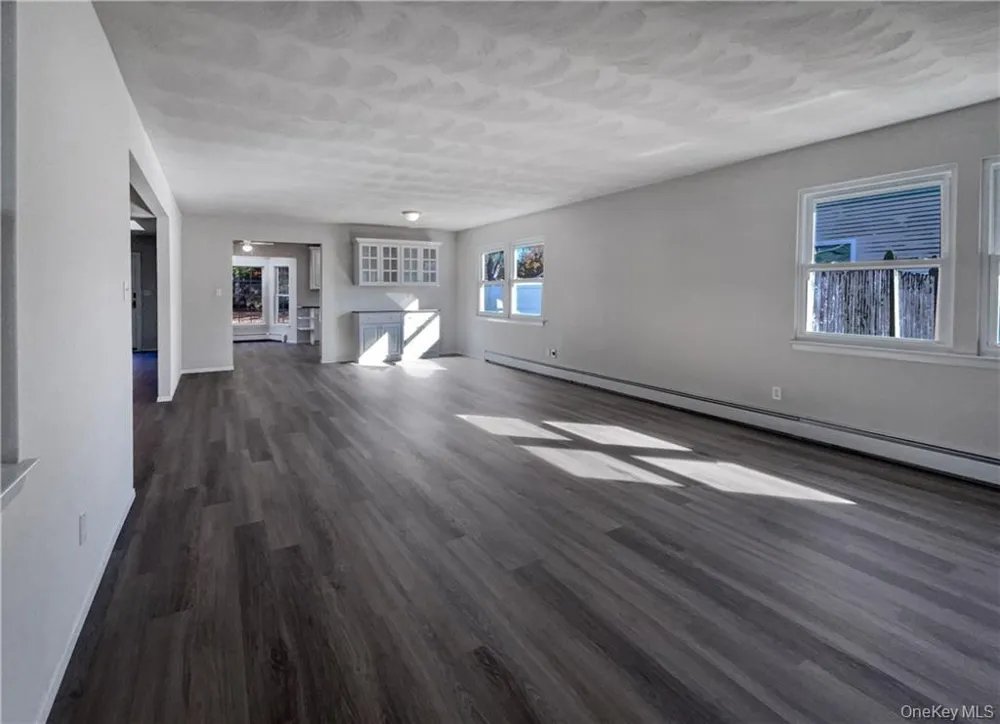 11 Frost Valley Drive East Patchogue, NY 11772