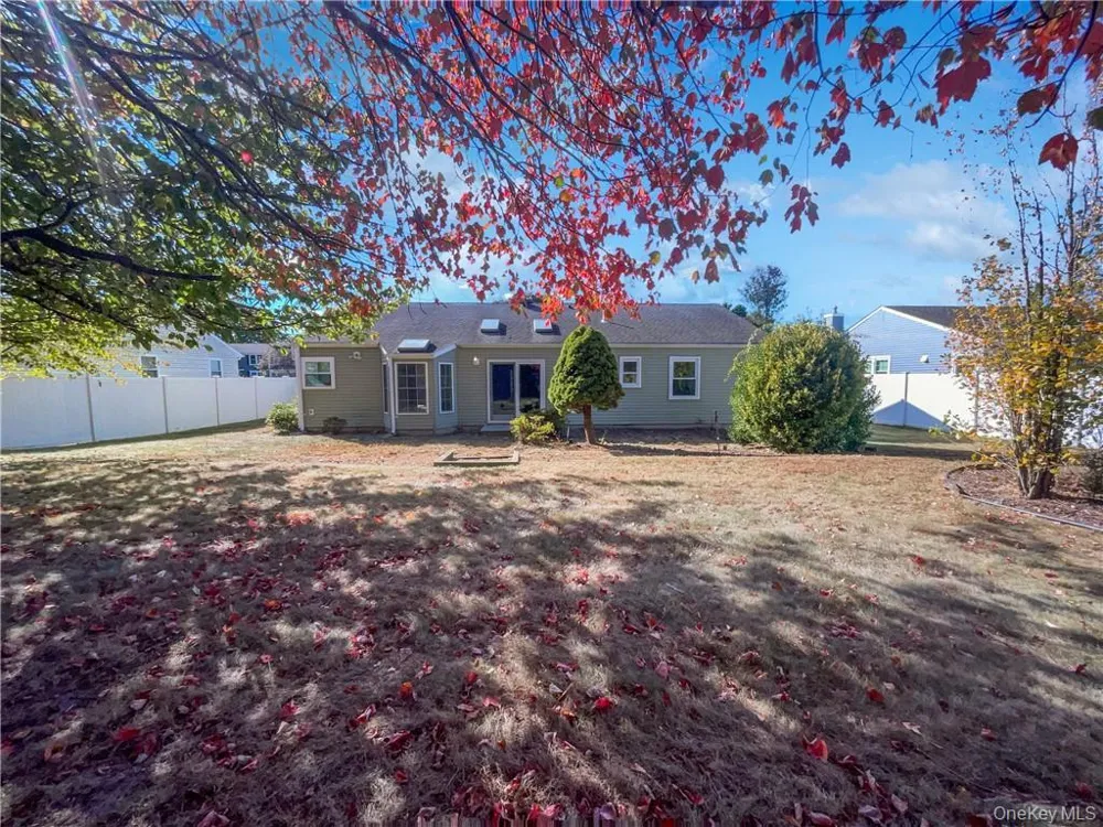 11 Frost Valley Drive East Patchogue, NY 11772