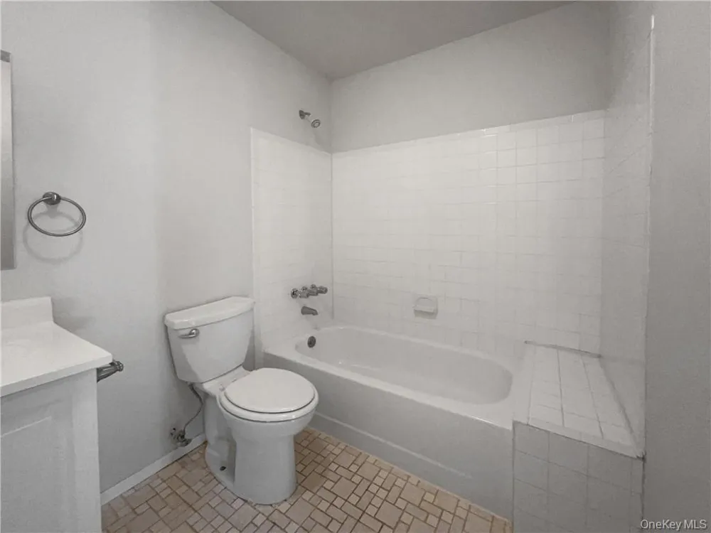 11 Frost Valley Drive East Patchogue, NY 11772