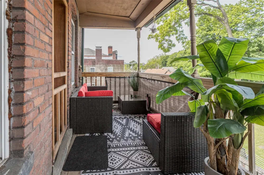 31 Main #PH Warwick, NY 10990