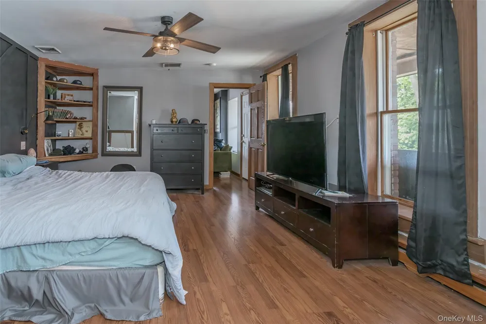 31 Main #PH Warwick, NY 10990