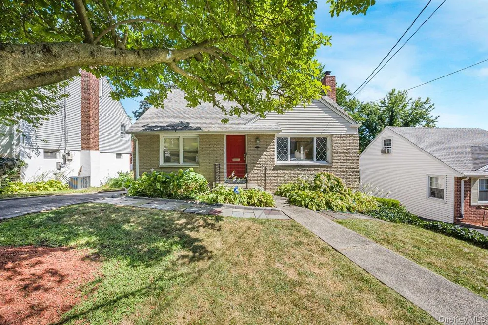 104 Lefferts Road Yonkers, NY 10705