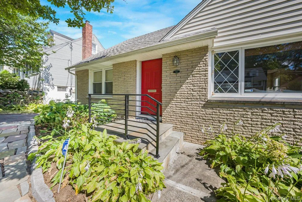 104 Lefferts Road Yonkers, NY 10705