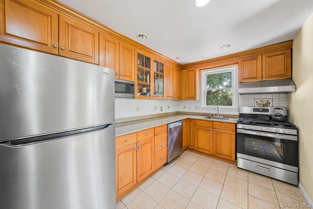 104 Lefferts Road Yonkers, NY 10705