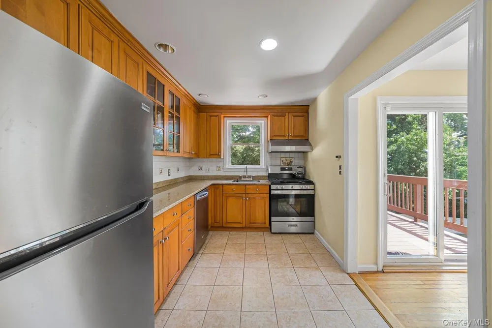 104 Lefferts Road Yonkers, NY 10705