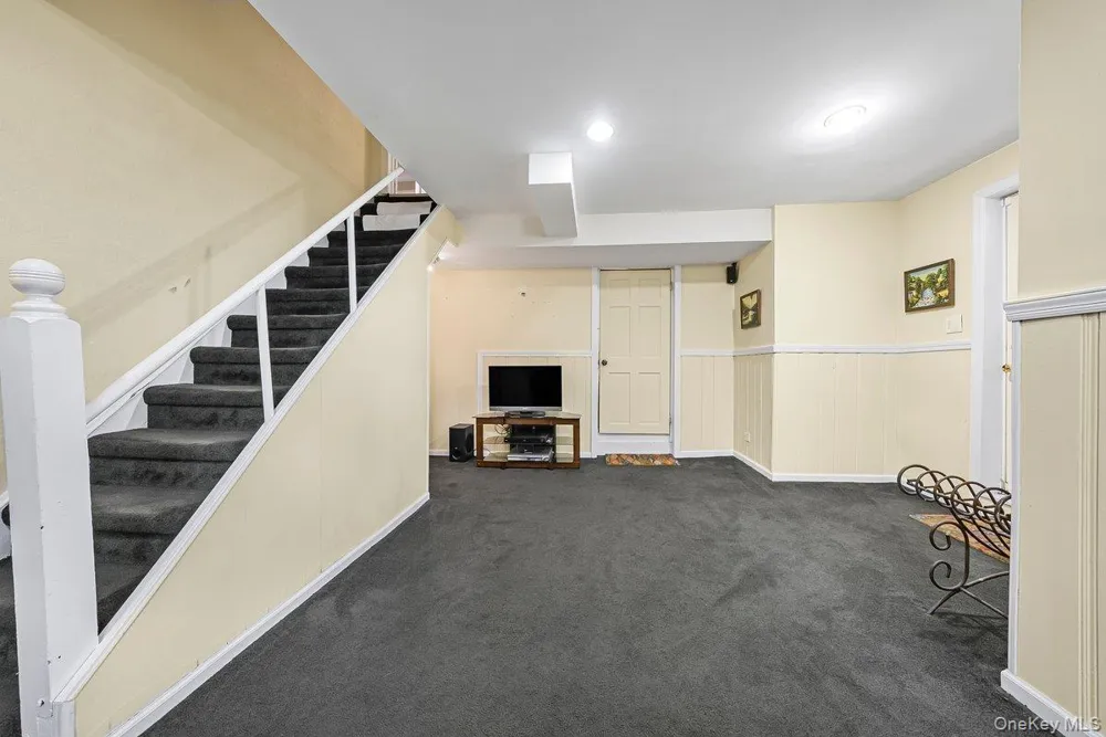 104 Lefferts Road Yonkers, NY 10705