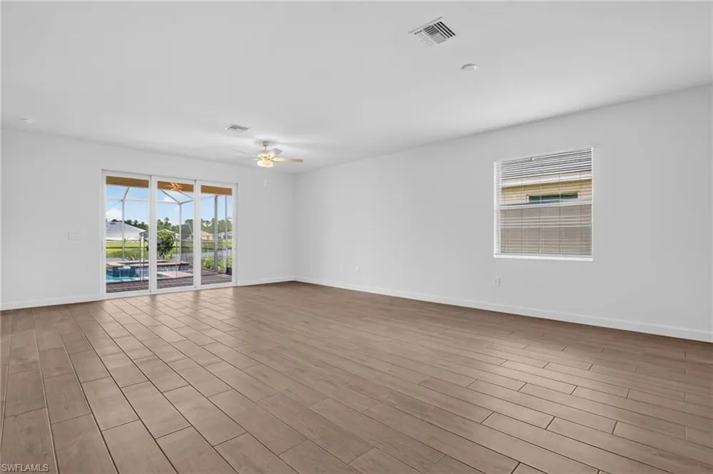 3233 Weston Manor Drive Alva, FL 33920