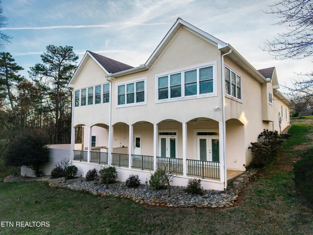 210 Indian Shadows Drive Maryville, TN 37801