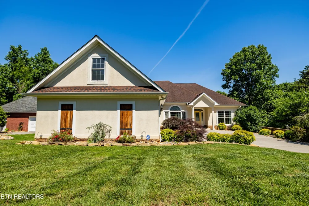 210 Indian Shadows Drive Maryville, TN 37801