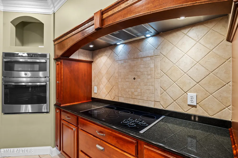 210 Indian Shadows Drive Maryville, TN 37801