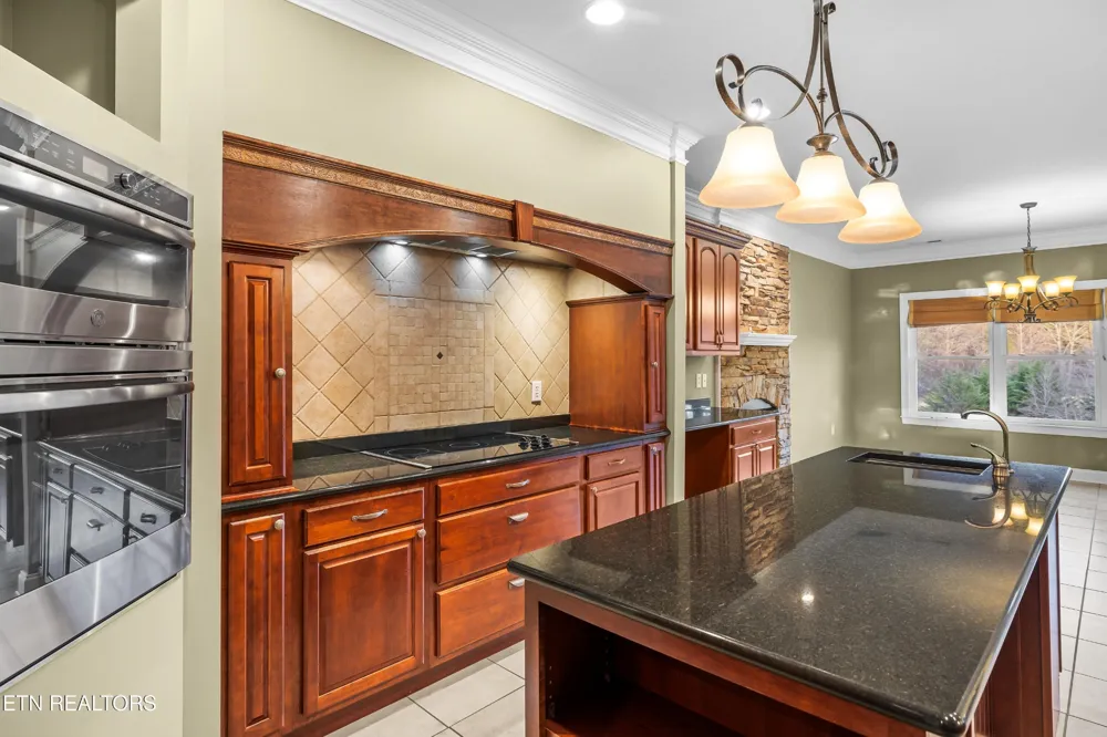 210 Indian Shadows Drive Maryville, TN 37801