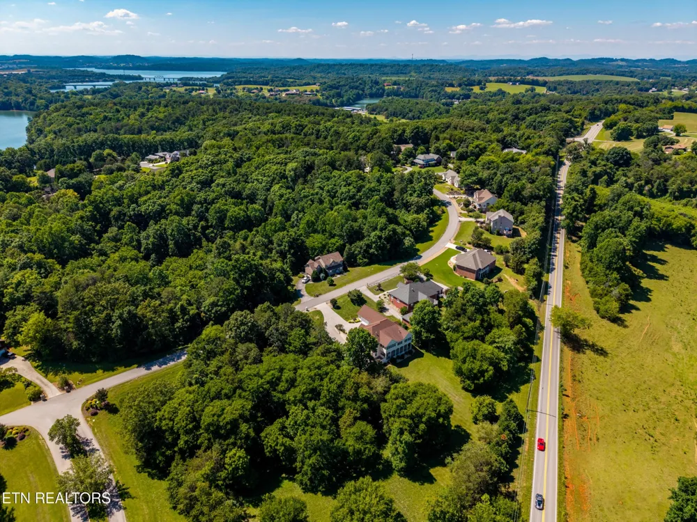 210 Indian Shadows Drive Maryville, TN 37801