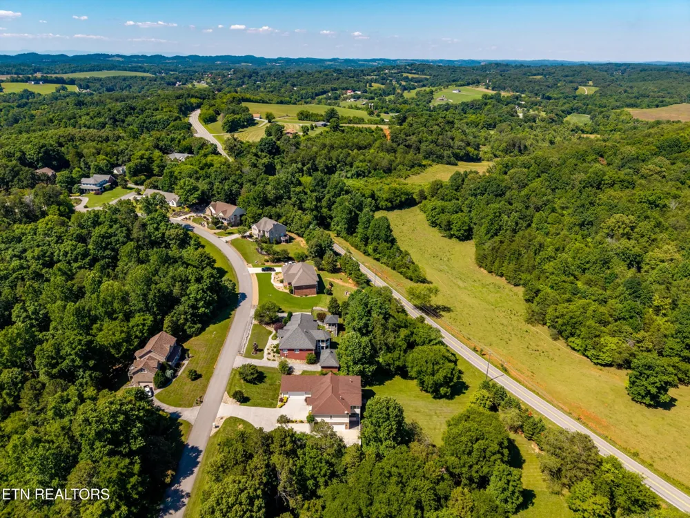 210 Indian Shadows Drive Maryville, TN 37801