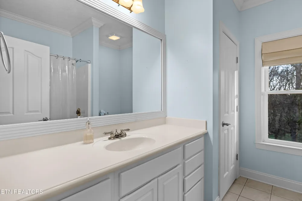 210 Indian Shadows Drive Maryville, TN 37801