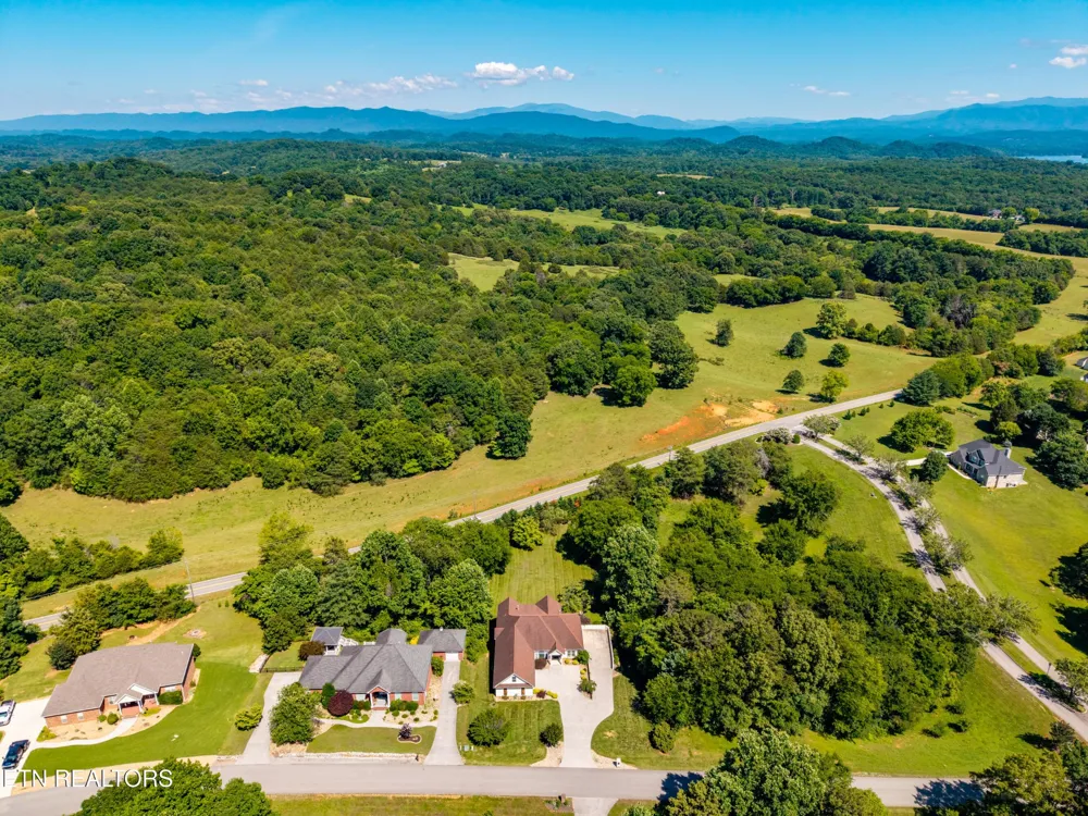210 Indian Shadows Drive Maryville, TN 37801