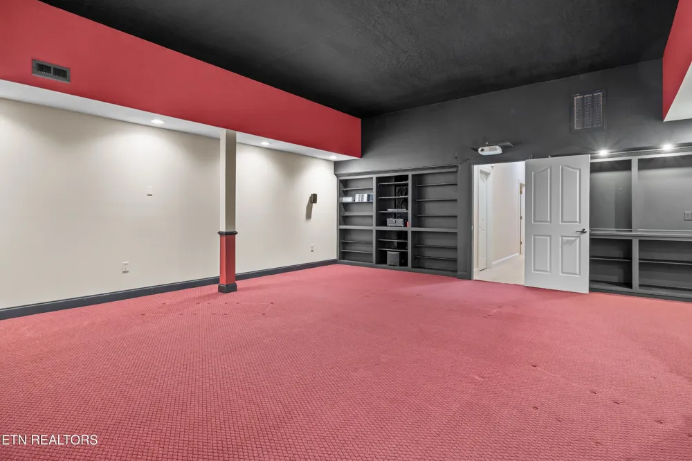 210 Indian Shadows Drive Maryville, TN 37801