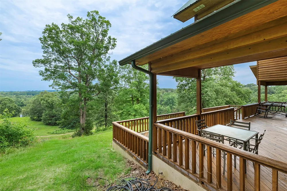252 County Road 2110 Atlanta, TX 75551