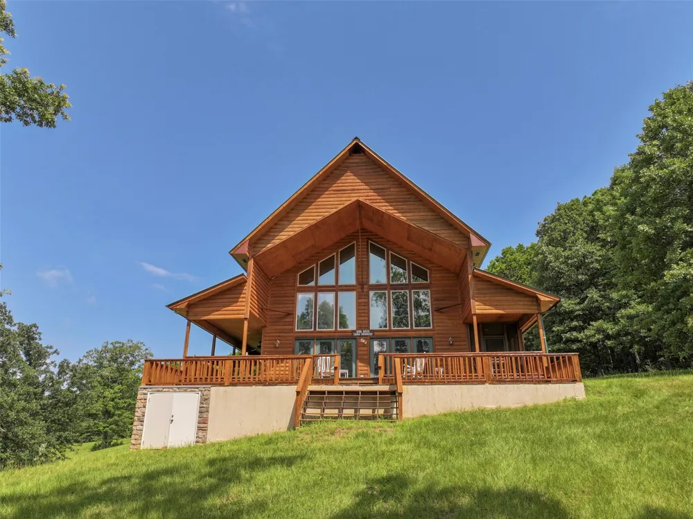 252 County Road 2110 Atlanta, TX 75551