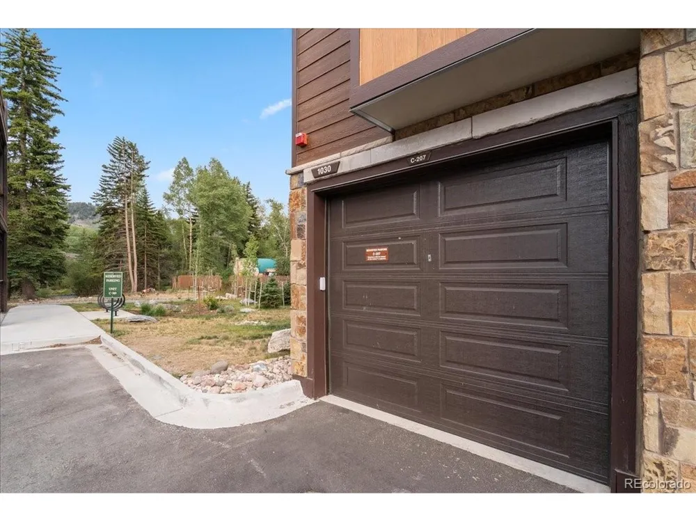 1044 Blue River Parkway #C-C207 Silverthorne, CO 80498