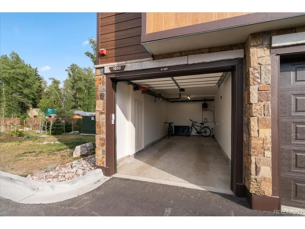 1044 Blue River Parkway #C-C207 Silverthorne, CO 80498