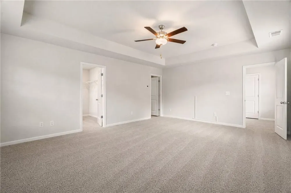 2568 Swan Lake Drive Grayson, GA 30017
