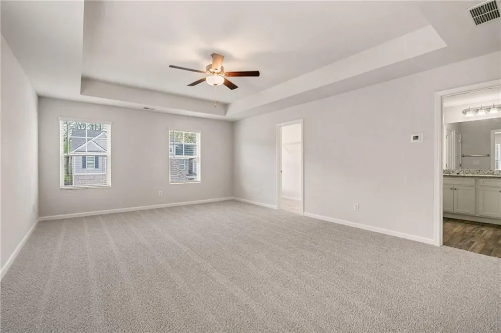 2568 Swan Lake Drive Grayson, GA 30017