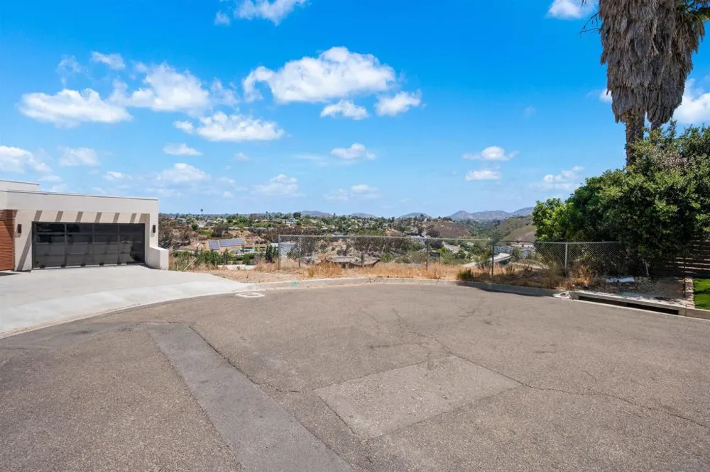 5665 Toyon Rd San Diego, CA 92115